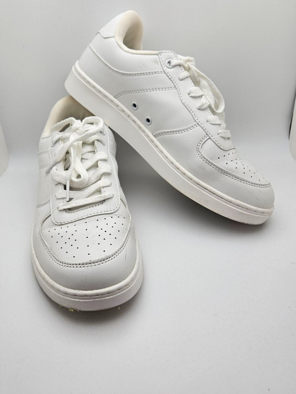 Pulse Dance Shoes Sneakers Flow White Low Top Unisex Size US 6.5 M / US 7.5 W